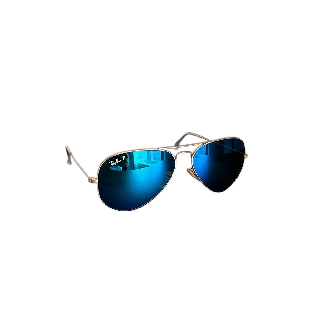 Ray-Ban Aviator Sunglasses – Gold / Blue Flash Lenses - Like new